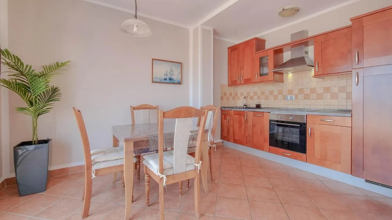 Crveni Vrh 4 Apartment Crveni Vrh